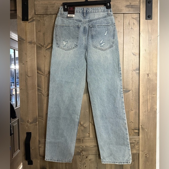 No Boundaries Denim - No Boundaries Super High Rise Relaxed Fit Jeans in Light Blue